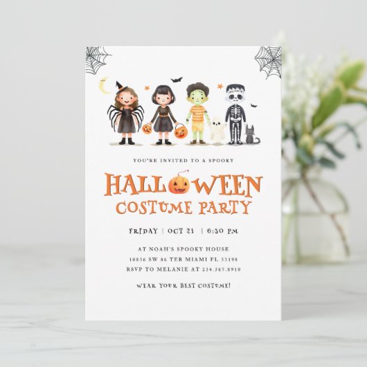 Halloween kostuumfeest Spooky Kinder uitnodiging (Staand voorkant)