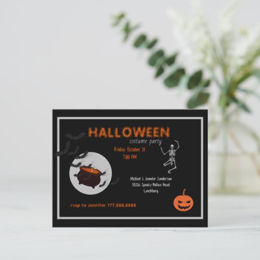 Halloween kostuumfeest zwart en Sinaasappel Uitnodiging Briefkaart (Staand voorkant)