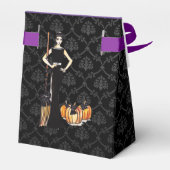 Halloween Lady Witch met Paars met een zwarte lang Bedankdoosjes (Achterkant)