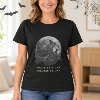 Halloween Leraar Heks Volle Maan Licht Lettertype T-shirt