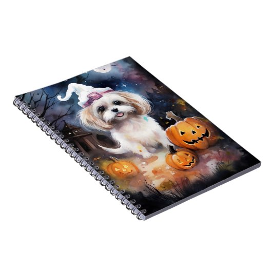 Halloween Malti Tzu Met Pompoenen Griezelen Notitieboek (Rechterzijde)