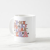 HALLOWEEN MAMA IN MIJN SPOOKY MAMA ERA KOFFIEMOK (Voorkant links)