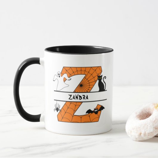 Halloween Monogram Z Voeg Je Naam Toe Mok (Met donut)