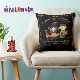 Halloween monster en een heks kussen