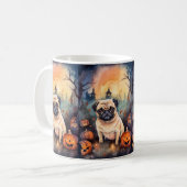 Halloween Mops met Pompoenen Eng Koffiemok (Voorkant links)