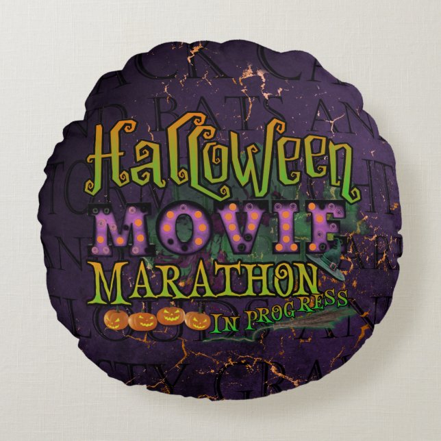 Halloween Movie Marathon in progress markttent Rond Kussen (Voorkant)
