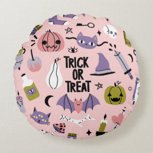 Halloween naadloos patroon met verschillende schat rond kussen