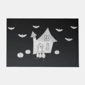 Halloween nacht met spookhuis, vleermuizen, pompoe deurmat (Voorkant)