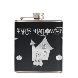 Halloween nacht met spookhuis, vleermuizen, pompoe heupfles