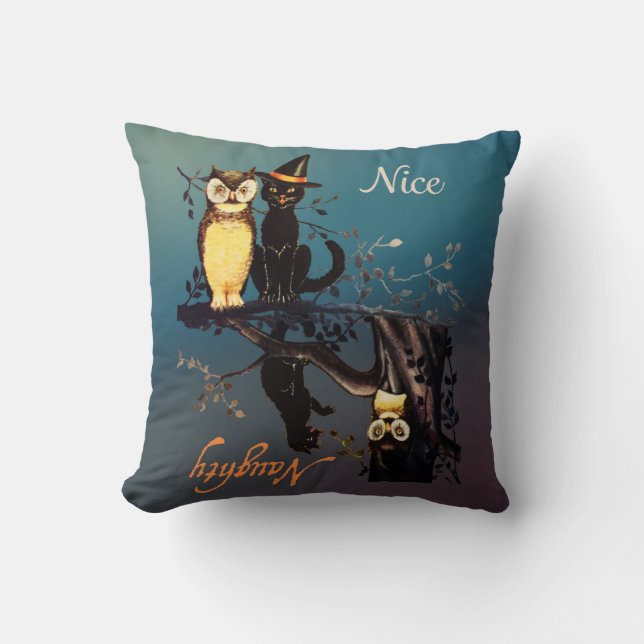 Halloween Naughty or Nice Pillow - Kat en uil Kussen (Voorkant)