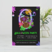Halloween Neon Party Uitnodiging Geesten & Pompoen (Staand voorkant)