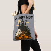 Halloween Night Castle Tote Bag (Dichtbij)