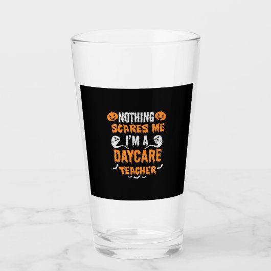 Halloween Nothing Scares Me Birthday Glas (Voorkant)
