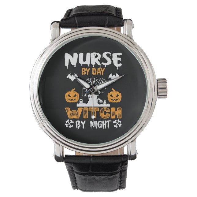 Halloween Nurse By Day Witch By Night Birthday Horloge (Voorkant)