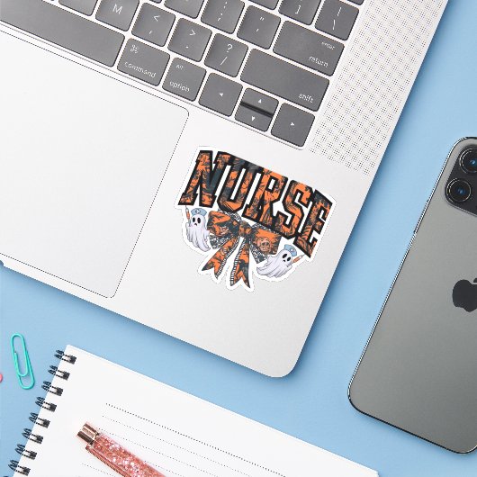 Halloween Nurse Coquette Bow Herfst Classic T-shir Sticker (Laptop met iPhone)