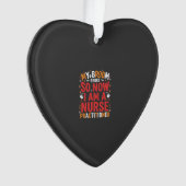 Halloween Nurse Practitioner Bezem Gebroken Ontwer Ornament (voorkant)