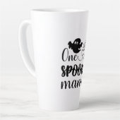 Halloween One Spooky Mama Birthday Latte Mok (Linkerhoek)