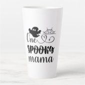 Halloween One Spooky Mama Birthday Latte Mok (Voorkant)