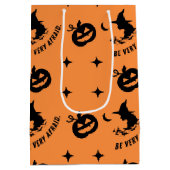Halloween Oranje Black Spooky Pumpkin Witch Medium Cadeauzakje (Achterkant)