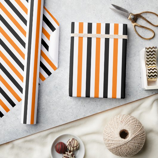 Halloween Oranje Black White Stripes Pattern Gift Cadeaupapier