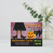 Halloween Party Heksenbenen Pompoen Kat Grappig Uitnodiging Briefkaart (Staand voorkant)
