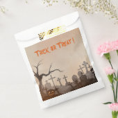 Halloween Party Spooky Cemetery Bedankzakje (Gezegeld)