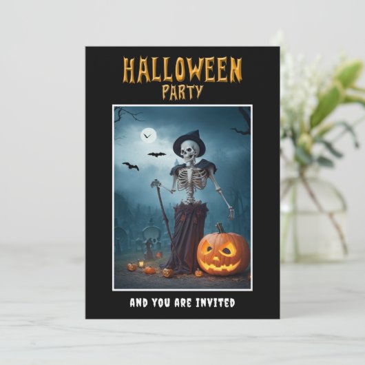 Halloween Party uitnodiging Skeleton en pompoenen (Staand voorkant)