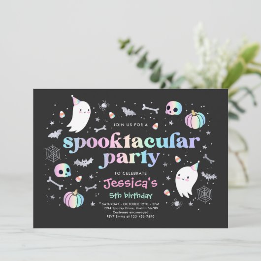 Halloween Pastel Cute Ghost Birthday Spooktacular Kaart (Staand voorkant)