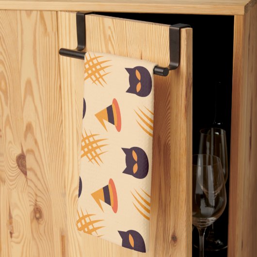 Halloween Patroon met katten en beige patronen Theedoek (Derde Gevouwen)