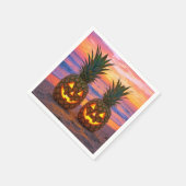 Halloween Pineapple Jack-o-lanterns On a Beach Servet (Hoek)