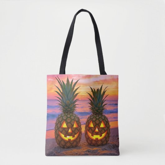 Halloween Pineapple Jack-o-lanterns On a Beach Tote Bag (Voorkant)