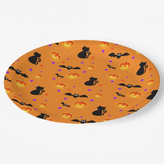 Halloween pompoenen, vleermuizen en katten op sina papieren bordje (Gekanteld)