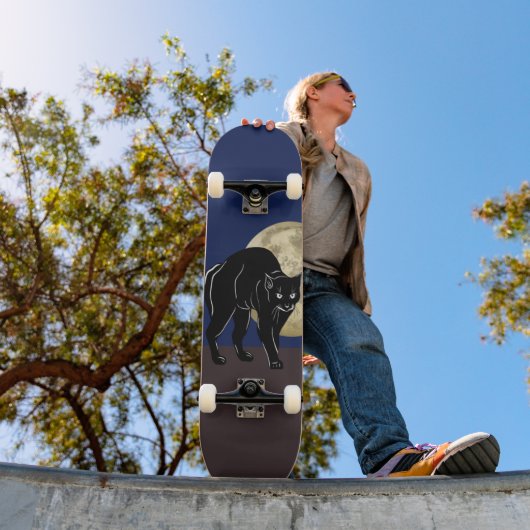 Halloween Prowling Black Cat op een Volle Maan Persoonlijk Skateboard (Buiten 1)