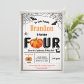 Halloween pumpkin kinder vierde verjaardag kaart (Staand voorkant)