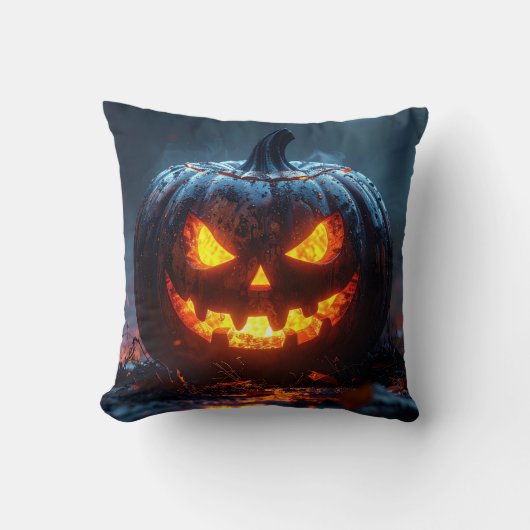 Halloween pumpkin lantern with glowing eyes, dark  kussen (Voorkant)