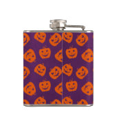Halloween Pumpkins op Paars Achtergrondpatroon Heupfles (Achterkant)