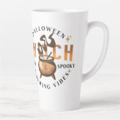 Halloween Retro Heks Brouwend  Latte Mok (Rechts)