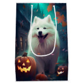Halloween Samoyed met pompoenen eng Medium Cadeauzakje (Achterkant)