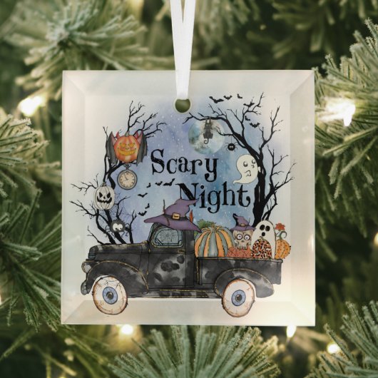 Halloween Scary Night Glas Ornament (Insitu)