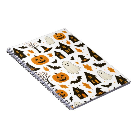 Halloween Scary Pattern – Spooky & feestelijk Notitieboek (Rechterzijde)