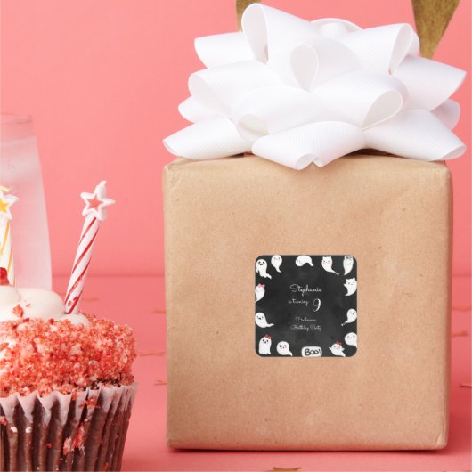 Halloween schattig eng geesten meisje verjaardagsf vierkante sticker (Feest)