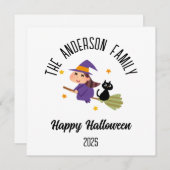 Halloween Schattigee heks op een bezem gepersonali Feestdagenkaart (Voorkant / Achterkant)
