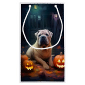 Halloween Shar Pei met pompoenen eng Klein Cadeauzakje (Achterkant)