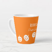 Halloween Sinaasappel en Witte Pompoen Spice Latte Mok (Linkerhoek)