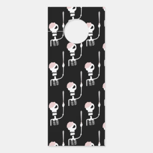 Halloween skelet met een zwaard deurhanger