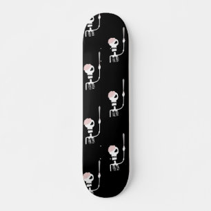 Halloween skelet met een zwaard persoonlijk skateboard