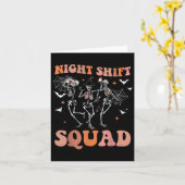 Halloween Skeleton Dancing Nurse Night Squad Shift Kaart (Gele Bloem)
