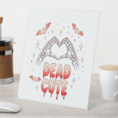 Halloween Skeleton Handen Hart, Vleermuizen & Bloe Reclamebord Met Voetstuk (Insitu)