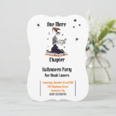 Halloween Skeleton Reading Book Lovers Party Kaart (Staand voorkant)