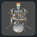 Halloween Skeleton Rock Hand Palling Drums Vierkante Sticker<br><div class="desc">Halloween Skeleton Rock Hand Drummer die Drums Graphic Design Gift Square Sticker Classic Collectie speelt.</div>